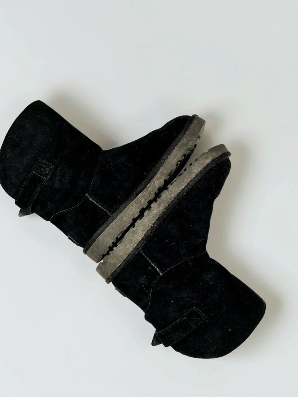 UGG Remora Crystal Bucklet Mid Calf Boot Black Womens 6 Suede Sheepskin Wool